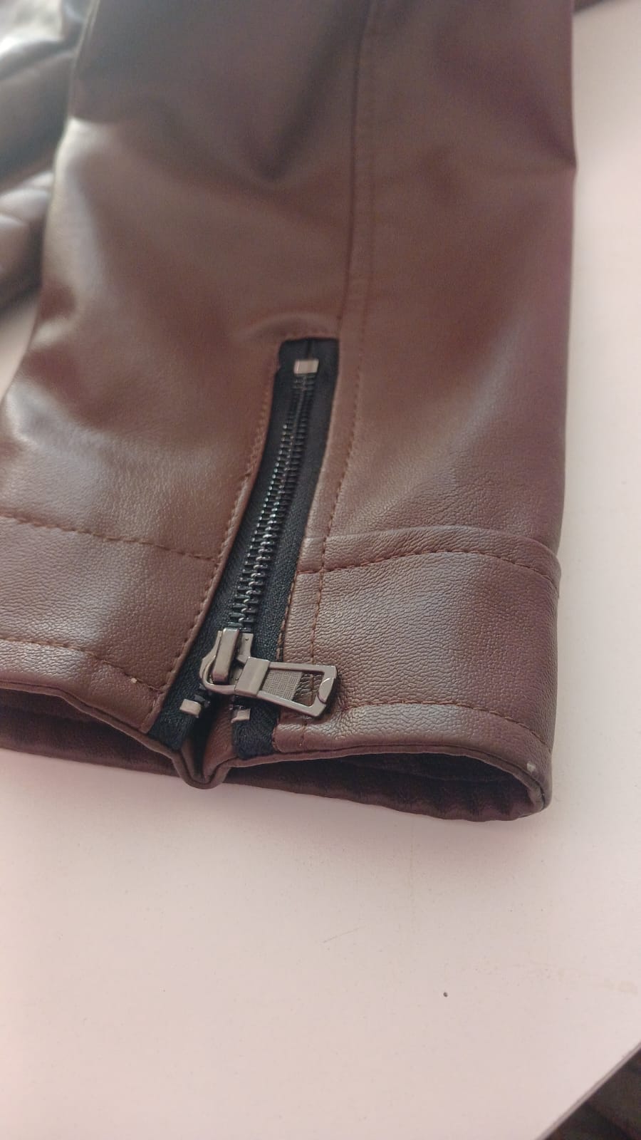 Pieza 03 - Vestuario bordado personalizado
